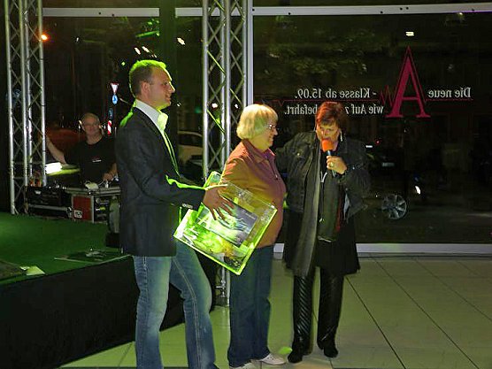 Manege frei (Foto: Karl-Heinz Herrmann) Manege frei (Foto: Karl-Heinz Herrmann)