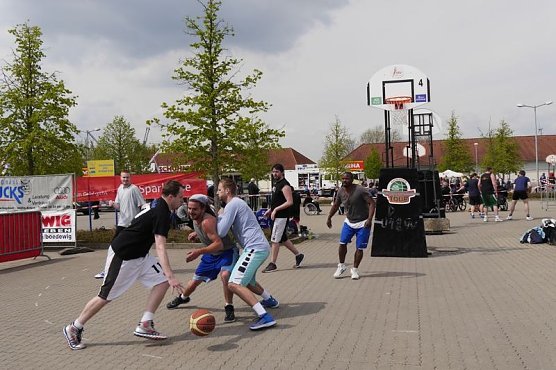 Ergebnisse vom 22. Streetballturnier (Foto: Landratsamt Kyffh&auml;userkreis)