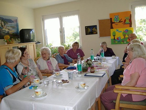 F&uuml;r Frau Schmack und die Lesefreunde war es ein erlebnisreicher, spannender und interessanter Nachmittag. (Foto: Foto: privat)