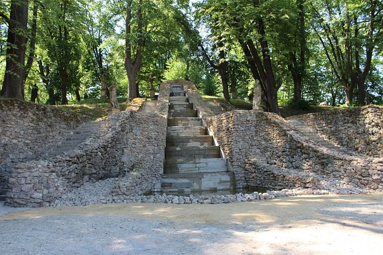 Die Gro&szlig;e Kaskade mit Feier &uuml;bergeben (Foto: Karl-Heinz Herrmann)