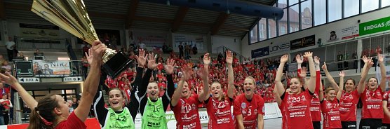 Der Pott ist bei der Kapit&auml;nin angekommen (Foto: nnz)