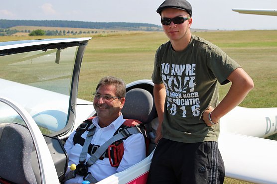 Segelflieger am Himmel Nordth&uuml;ringens (Foto: Karl-Heinz Herrmann)