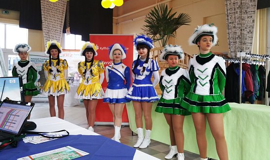 Sondershausen lud Thüringer Narren ein (Foto: Sondershäuser Narren) Sondershausen lud Thüringer Narren ein (Foto: Sondershäuser Narren)