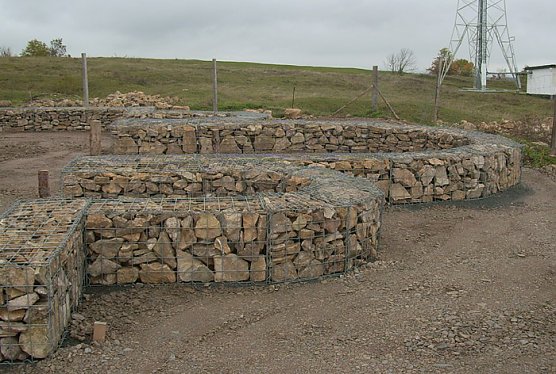 Bild: Gabionen auf dem Frauenberg
