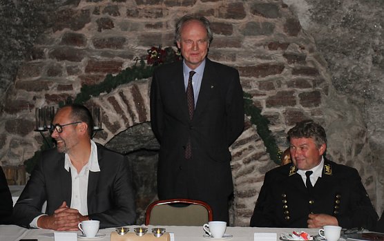 Hohe Auszeichnungen für freiwillige Retter unter Tage (Foto: Karl-Heinz Herrmann) Hohe Auszeichnungen für freiwillige Retter unter Tage (Foto: Karl-Heinz Herrmann)