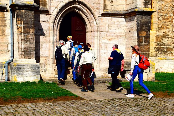 Pilger auf der Via Romea (Foto: Dirk Vogel) Pilger auf der Via Romea (Foto: Dirk Vogel)