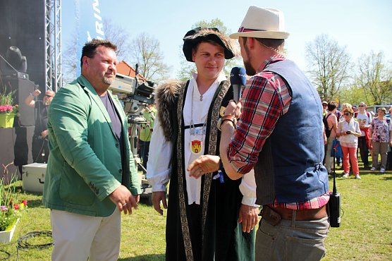 Gro&szlig;artiger MDR Osterspaziergang in Bad Frankenhausen (Foto: Karl-Heinz Herrmann)