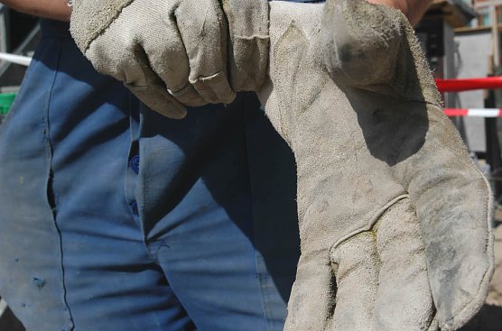 Handschuhe (Foto: IG BAU UH)