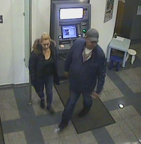 Wer kennt diese Betr&uuml;ger? (Foto: Kriminalpolizei M&uuml;hlhausen)