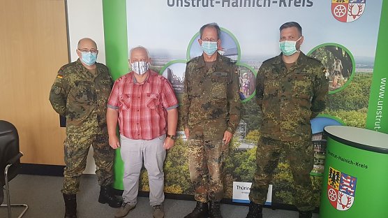 Das Kreisverbindungskommando verabschiedete sich heute vorerst aus dem Landratsamt (Foto: Pressestelle Landratsamt Unstrut-Hainich-Kreis)