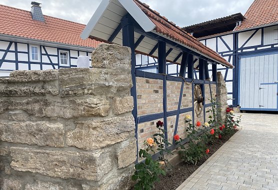 2020 wurde der Bauherrenpreis an drei Bauherren in M&uuml;hlhausen sowie den Ortsteilen H&ouml;ngeda (im Bild)  und Seebach verliehen. (Foto: &copy; Stadtverwaltung M&uuml;hlhausen)