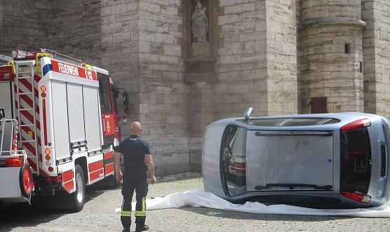 Schauvorf&uuml;hrung der Feuerwehr am Sonntag (Foto: M.Fromm)