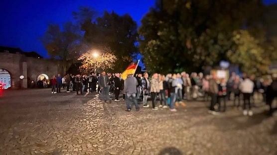 Montagsspaziergang in Mühlhausen (Foto: H.Kuhnert) Montagsspaziergang in Mühlhausen (Foto: H.Kuhnert)