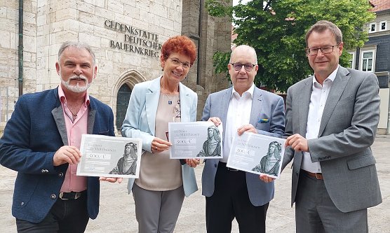 Spenden&uuml;bergabe heute Vormittag (Foto: &copy; Stadt M&uuml;hlhausen)