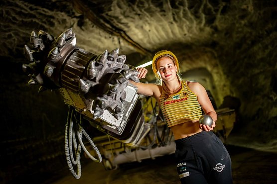 Kugelstoßerin Chantal Rimke beim Foto-Shooting im Erlebnisbergwerk (Foto: Christoph Keil) Kugelstoßerin Chantal Rimke beim Foto-Shooting im Erlebnisbergwerk (Foto: Christoph Keil)