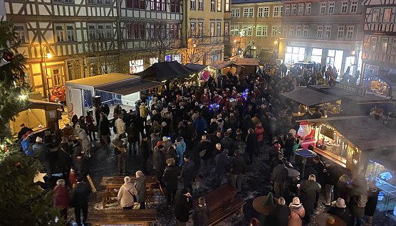 Auftakt des diesj&auml;hrigen Weihnachtsmarktes auf dem Neumarkt (Foto: oas)