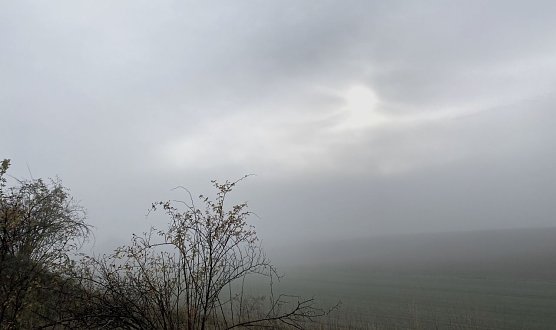 Das unbest&auml;ndige, regnerische Wetter h&auml;lt an (Foto: oas)