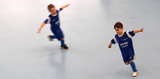 Gejubelt wurde beim Kindergarten Cup schon wie bei den Großen (Foto: emw) Gejubelt wurde beim Kindergarten Cup schon wie bei den Großen (Foto: emw)