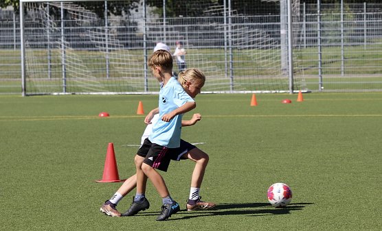 Fussball-Sommercamp im Stadion der Freundschaft in Bad Langensalza (Foto: Eva Maria Wiegand)