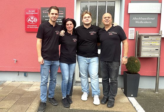 Ren&eacute;, Jacqueline, Adrien und Hajdin Behrami (v.ln.r.) (Foto: oas)