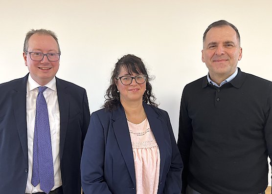 Dr. Marcus Lange, Antje Breitbarth und Jens Hartung stellen ihre Unternehmen f&uuml;r die Zukunft auf (Foto: oas)