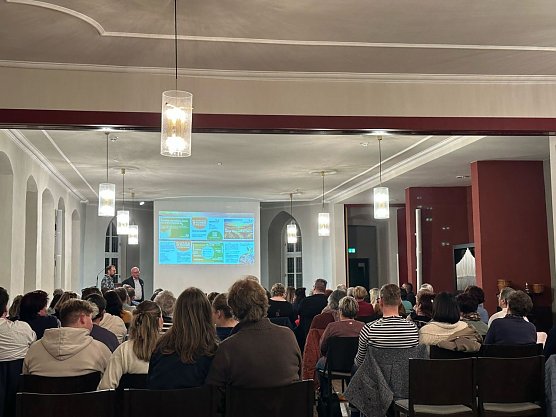 Auftakt zur Veranstaltungsreihe in M&uuml;hlhausen Auf Leben und Tod (Foto: Evangelischer Kirchenkreis M&uuml;hlhausen)