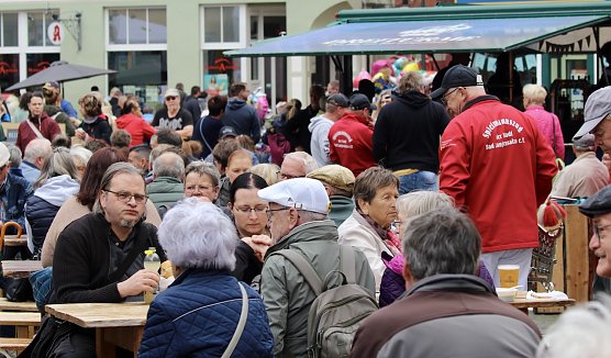 Das gr&uuml;ne Innenstadtfest in Bad Langensalza lockte viele G&auml;ste an (Foto: Eva Maria Wiegand)