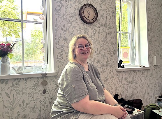 Susann Kaminski in ihrem hellen und freundlichen Empfangsraum (Foto: oas) Susann Kaminski in ihrem hellen und freundlichen Empfangsraum (Foto: oas)