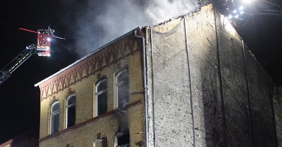 Brand in Mehrfamilienhaus in M&uuml;hlhausen (Foto: Kriminalpolizei Nordhausen)