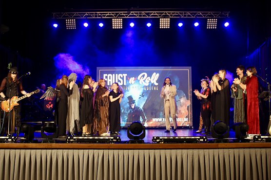  Faust n Roll nach Goethe" im KKZ in Bad Langensalza mit Sch&uuml;lern des Salza Gymnasiums (Foto: Eva Maria Wiegand)