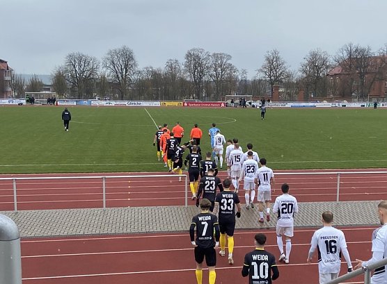 Trüber Nachmittag: Preußen unterliegt Weida mit 0:1 (Foto: Benno Harbauer) Trüber Nachmittag: Preußen unterliegt Weida mit 0:1 (Foto: Benno Harbauer)