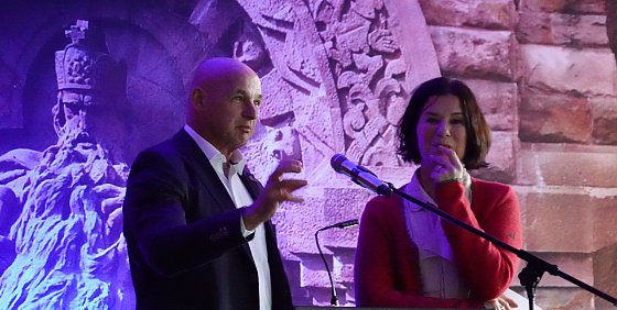 Bild: Ministerin Boos-John, Vorstand Herbst
