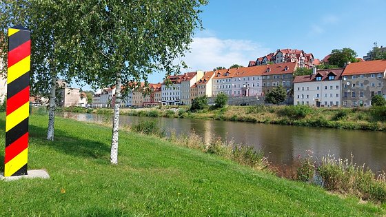 Bild: Blick auf die polnischen Uferseite der Nei&szlig;e