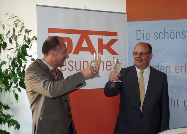 Bild: Prosit auf "Unruhestand"