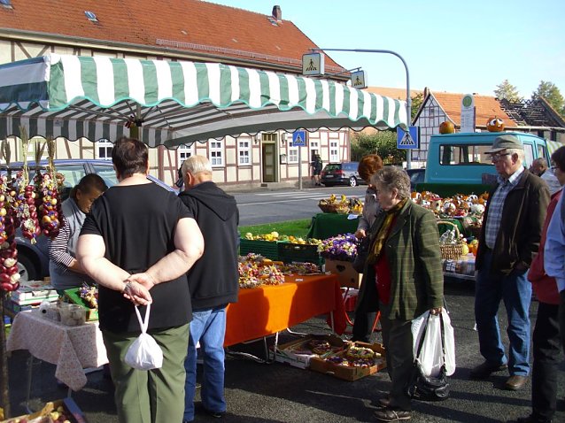 Bild: Impressionen vom Kartoffelmarkt Rockensu&szlig;ra