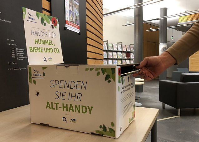 Bild: Sammelbox - spenden sie ihr Handy
