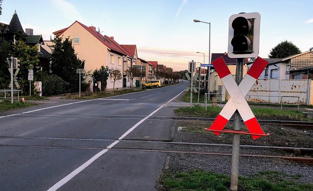 Bild: Blick in die Geschwister-Scholl-Stra&szlig;e
