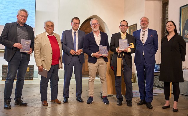 Bild: Vorstellung der Studie gestern Abend 