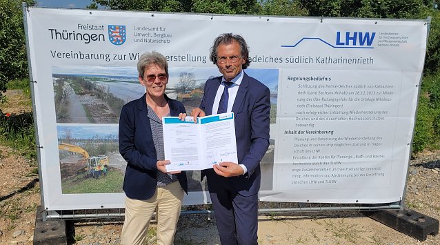 Bild: Vereinbarung zur Deichsanierung unterzeichnet