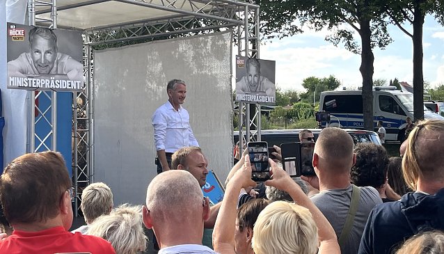 Bild: Bj&ouml;rn H&ouml;cke auf dem Jahnplatz