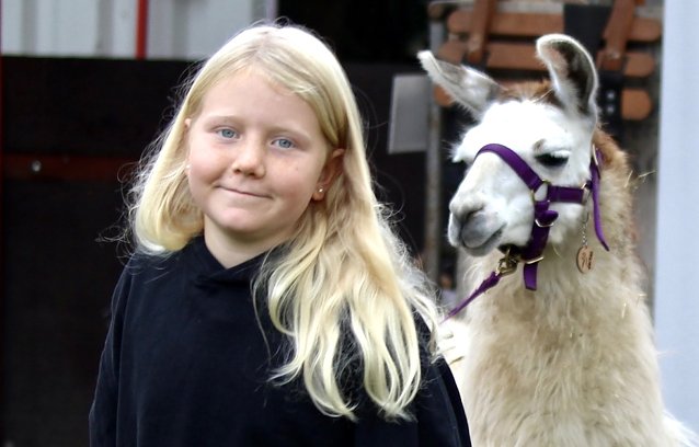 Bild: Meta mit Lama Boreos