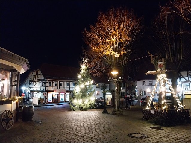 Bild: Advent auf den H&ouml;fen in Neustadt/Harz - Lichterglanz