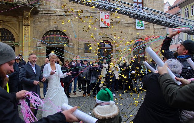 Bild: Geheimhaltung der Hochzeit funktionierte nicht richtig