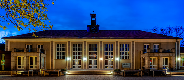 Bild: Besuchen Sie den Campus und erleben Sie einen Tag und eine Nacht voller Wissen, Inspiration und faszinierender Entdeckungen!