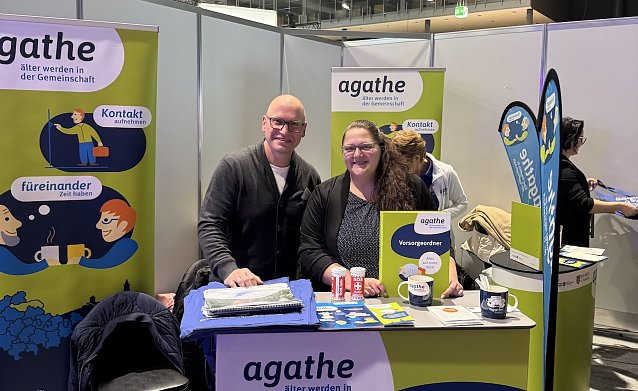 Bild: AGATHE-Koordinator Thomas Kohlschreiber und Beraterin Bianca Schr&ouml;der auf der 18. Th&uuml;ringer GesundheitsMesse