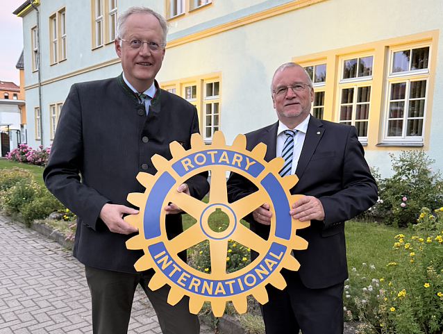 Bild: Dr. Frank Lange und sein Nachfolger Klaus-Peter Fiege