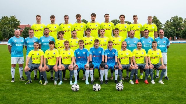 Bild: Neue Trikots f&uuml;r die Preu&szlig;en: Am Freitag geht es im Derby zum letzten Test gegen M&uuml;hlhausen