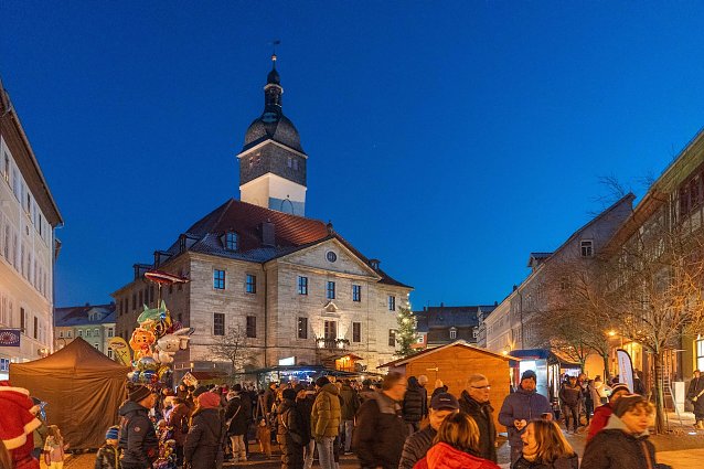 Bild: Stollen und Pfefferkuchenmarkt und Weihnachtsmarkt
