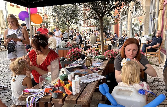 Bild: Kindertagsspektakel in der Innenstadt