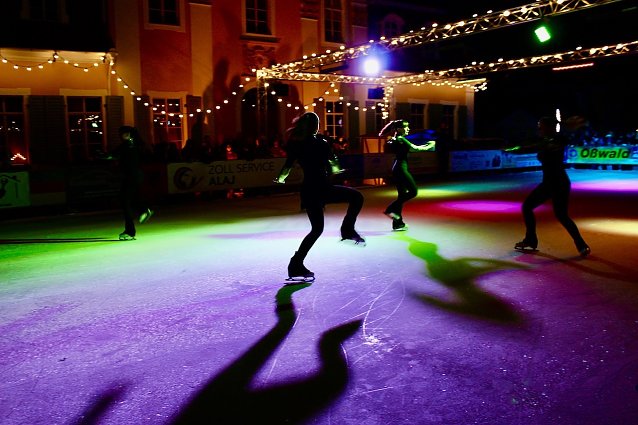 Bild: Partystimmung bei Eisbahner&ouml;ffnung in Bad Langensalza